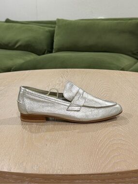 Leze The Label Metallic Silver Leather Penny Loafers